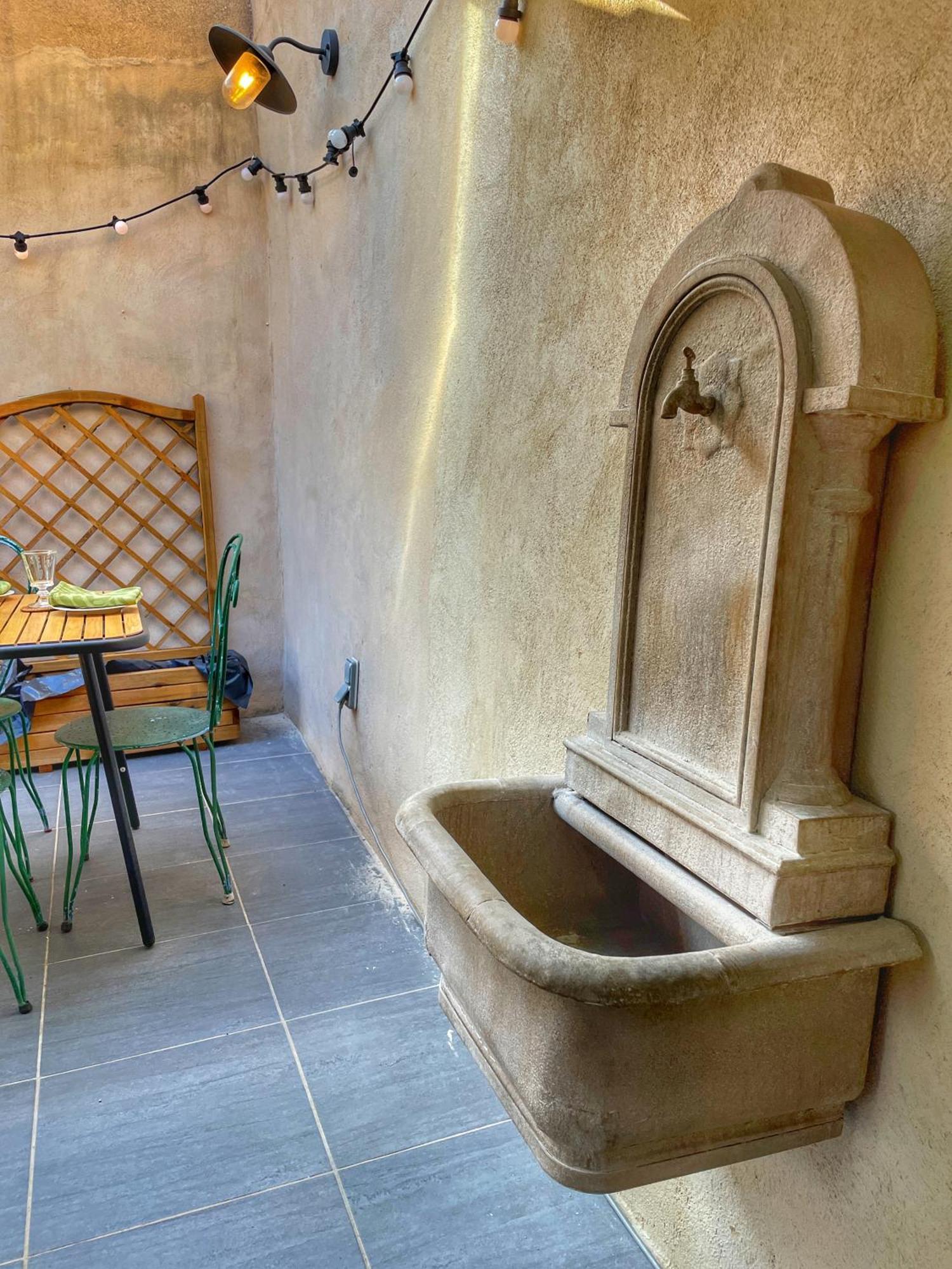 Le Petit Delphia Apartment Apt