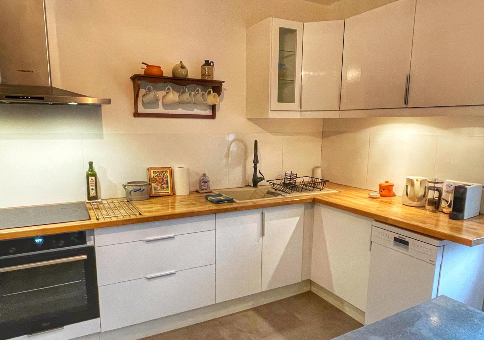 Le Petit Delphia Apartment *